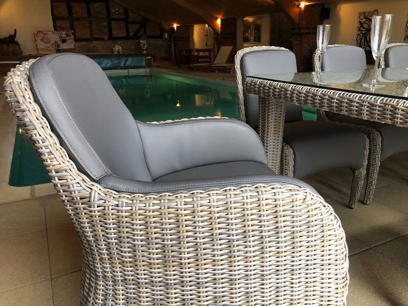 Meteor 10 Chair Dining Set