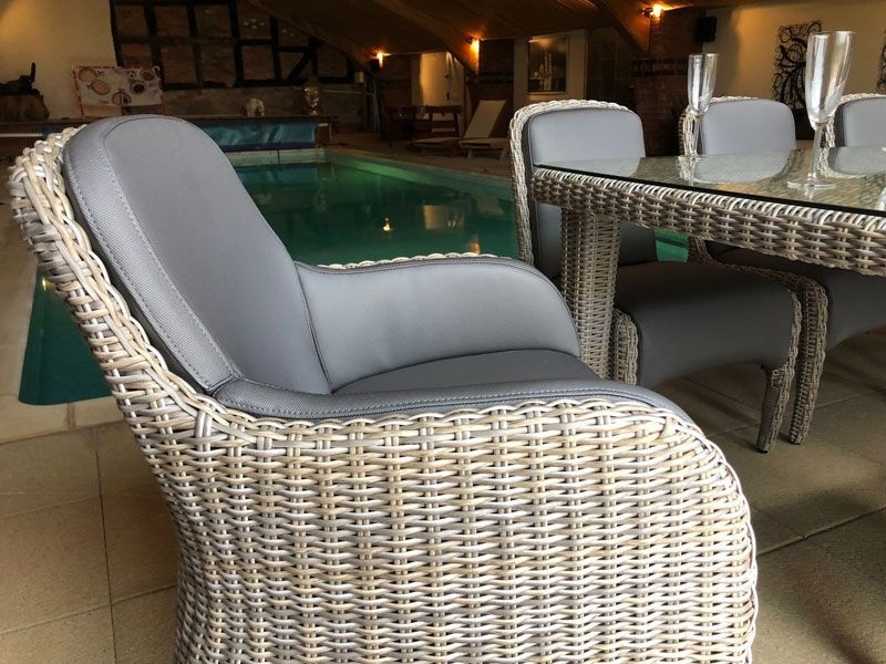 Meteor 10 Chair Dining Set