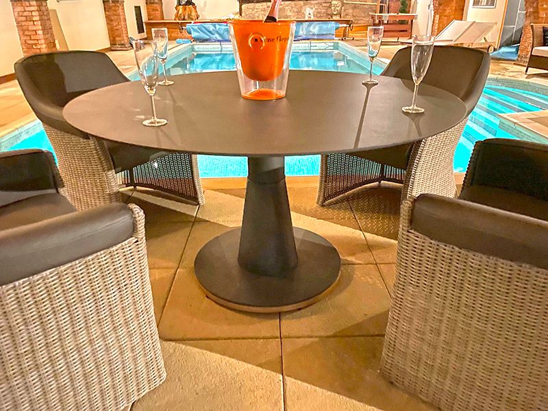 London 4 Chair Round Dining Set