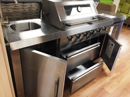 Premium Four Burner Kitchen BBQ | Norfolk Grills