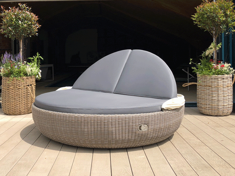 Meteor Rotating Sun Lounger-Garden Furniture Centre-HighRange,Outdoor Lounging,Outdoor Furniture,Rattan Furniture,Loungers & Daybeds,Meteor Range,Rattan,Loungers,Meteor,Rattan Loungers Loungers-{collection_title}