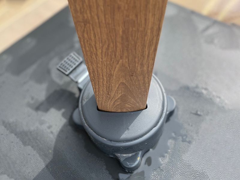 Royce Executive 3M SQ Cantilever Parasol Wood Effect