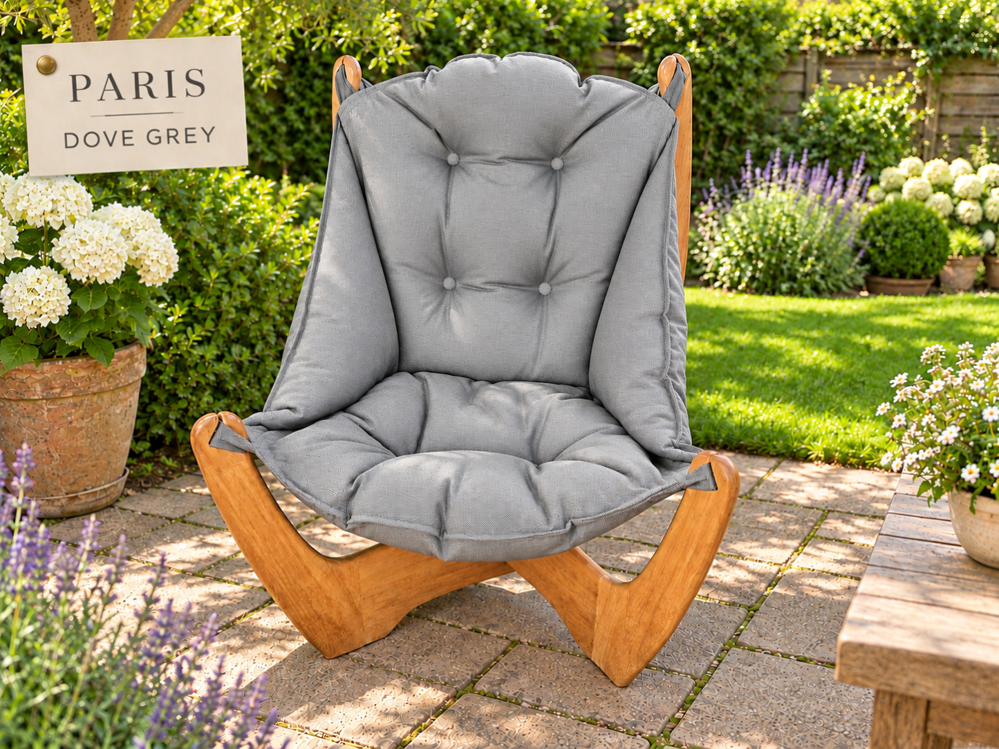 Kangaroo Teak Lounge Chair | FSC® Certified