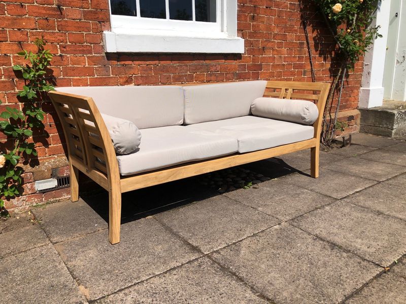 Paris Sofa | FSC® Certified
