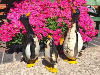 Penguin Peek Up Family 