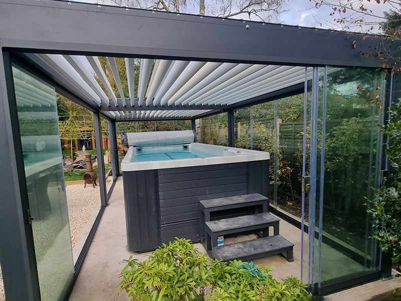 Pergo-Lux 8 x 6M Free Standing | Garden Room