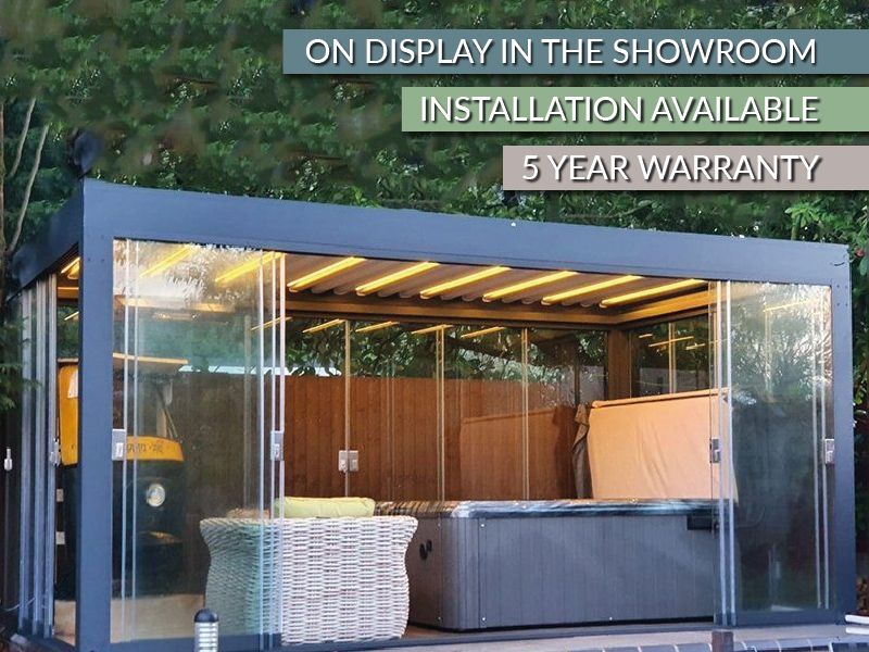 Pergo-Lux 5 x 3M Free Standing 