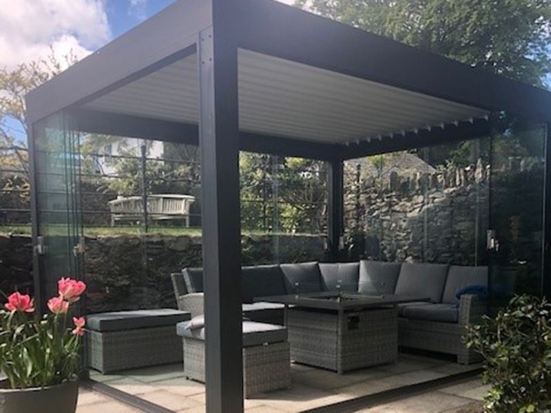 Pergo-Lux 5 x 3M Free Standing 