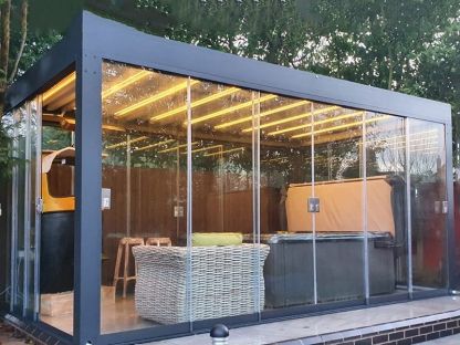 Pergo-Lux 5 x 3M Free Standing 