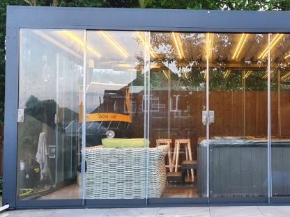 Pergo-Lux 5 x 3M Free Standing 