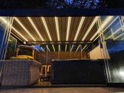 Pergo-Lux 5 x 3M Free Standing 
