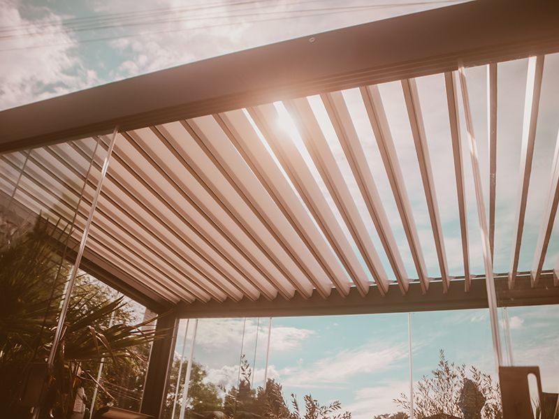 Bioclimatic Pergola 5 x 3.5M Free Standing | T6-Garden Furniture Centre-HighRange,Free Standing,Gazebos,Metal Gazebos,Garden Rooms Gazebos,Bioclimatic Pergolas Gazebos,Boxing Day Sale-{collection_title}