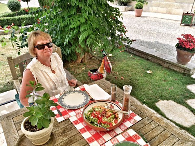 Pete The Pelican Drinks Tub -Garden Furniture Centre-48Hour Dispatch,LowRange,Ornaments Accessories,Ornaments,Accessories,Ranges,Animal Garden Ornaments,Think Outside Range,Metal Garden Ornaments,Novelty Drinks Coolers,Think Outside Range Ranges-{collection_title}