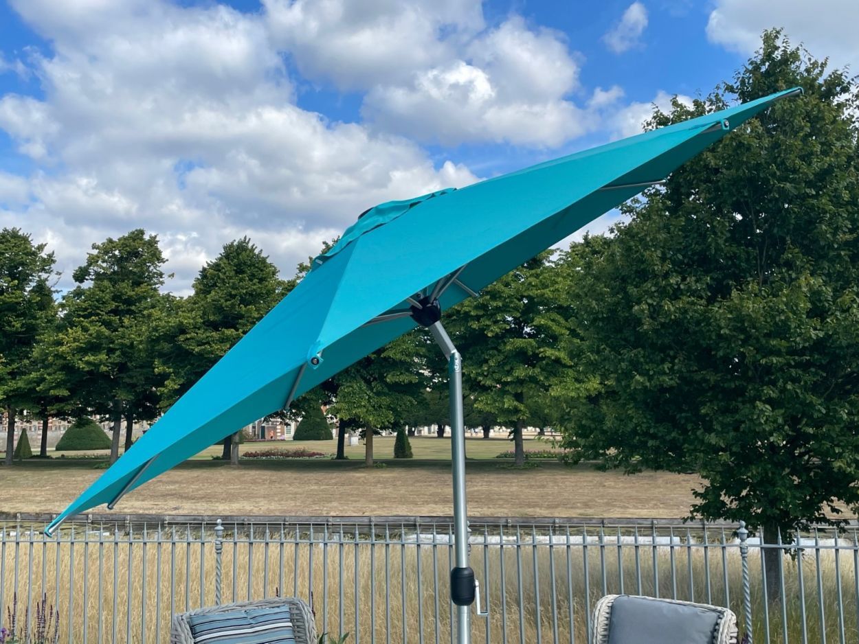 Platinum Tilting Parasol - 250cm Diameter