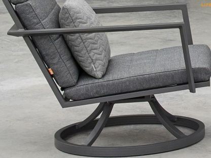 Maroon Relax Chair | Life Range 