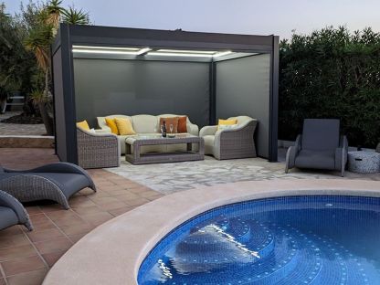 Eclipse 3 X 4m LED Motorised Pergola | Free Standing
