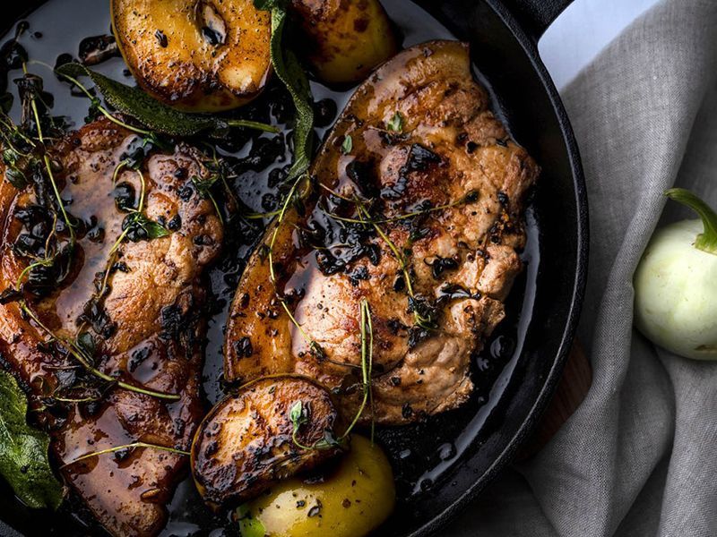 Skillet Pan | Ooni Range-Garden Furniture Centre-LowRange,Under 100,Accessories,Ooni Pizza Ovens,Pizza Ovens Accessories,Gifts,Outdoor Kitchens,Outdoor Kitchen,Pizza Ovens-{collection_title}