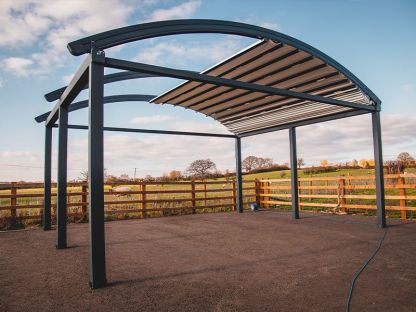 Luna Crescent Retractable Awning | Luna Range