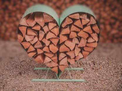 Sage Green Love Heart Wood Rack | BLACK FRIDAY MONTH