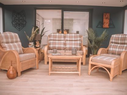 Moreton 6 Piece Suite