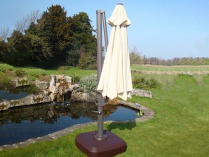 Roma 3m Square | Cantilever Parasol