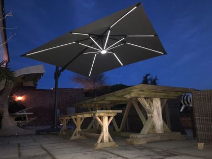Royal 3M Square LED Parasol