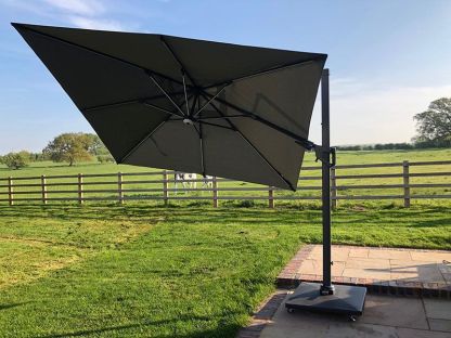 Royal 3M Square LED Parasol