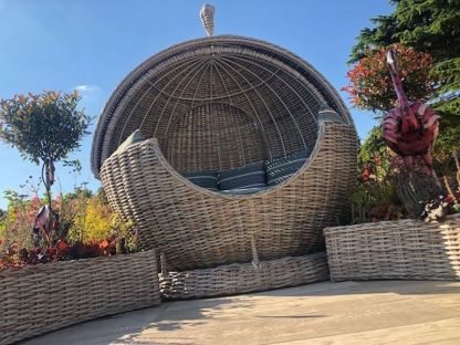 Fiji Apple Day Bed
