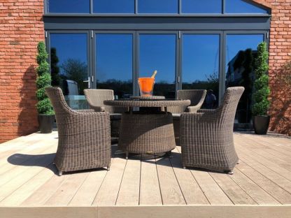 Seville 4 Chair Round Dining Set 