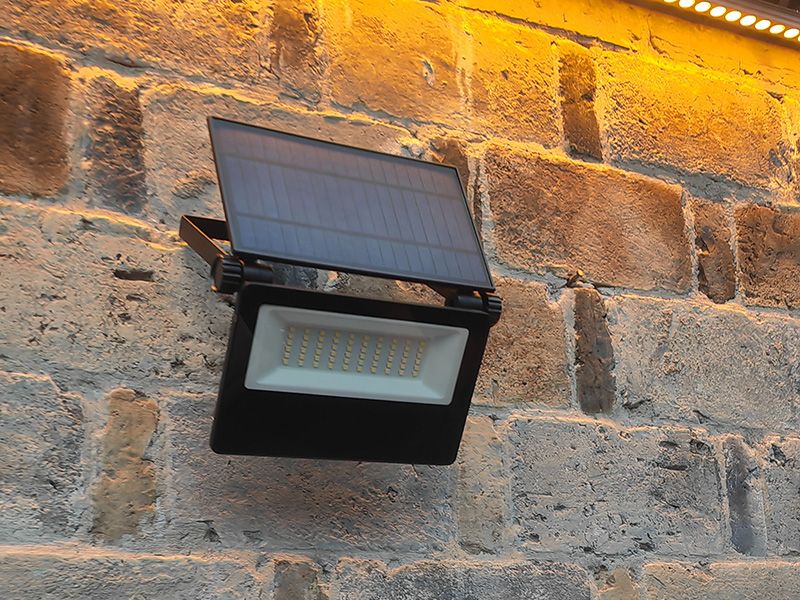 Solar Floodlight