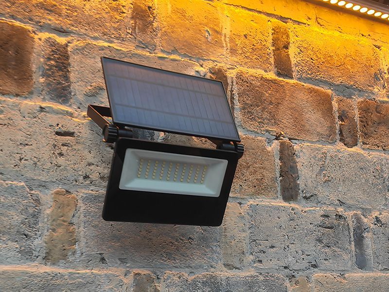 Solar Floodlight