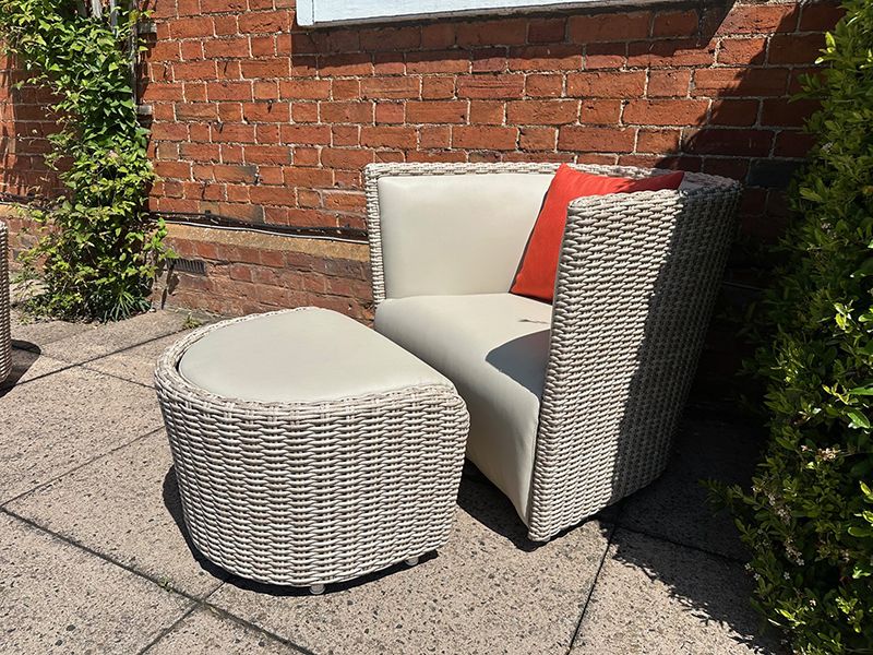 St Tropez Footstool-Garden Furniture Centre-LowRange,Under 100,Outdoor Lounging,Outdoor Furniture,Rattan Furniture-{collection_title}