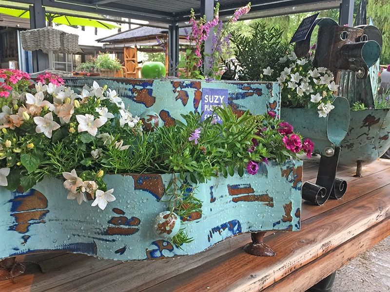 Suzy Planter-Garden Furniture Centre-48Hour Dispatch,LowRange,Ornaments,Accessories,Ranges,Think Outside Range,Metal Garden Ornaments,Garden Planters,Think Outside Range Ranges,Ornaments Accessories-{collection_title}