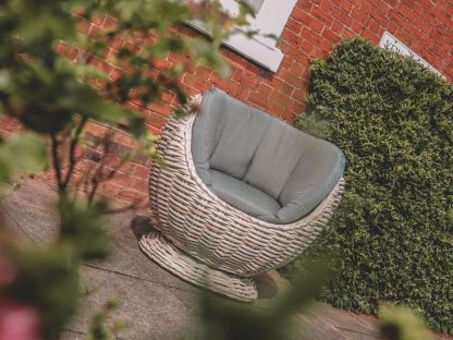 Fiji Swivel Chair