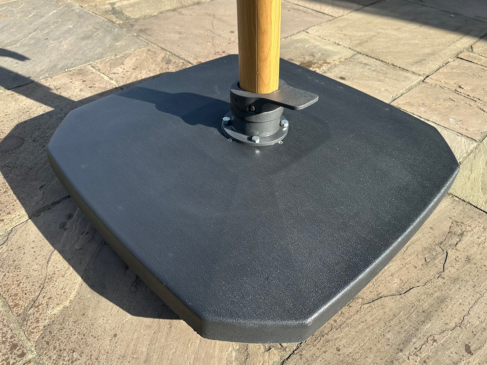 Universal Cantilever | Parasol Base-Garden Furniture Centre-LowRange,Cantilever Parasols Parasols,Parasol Bases Parasols,Parasols,Parasol Bases,Cantilever Parasols-{collection_title}