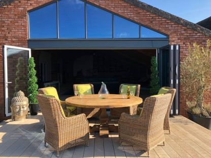Valencia 6 Chair Round Dining Set