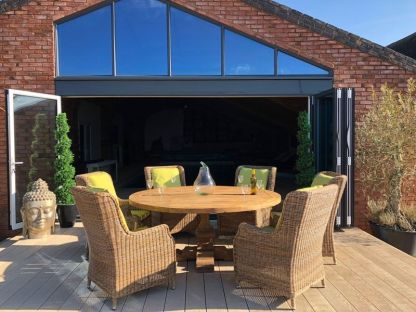 Valencia 6 Chair Round Dining Set