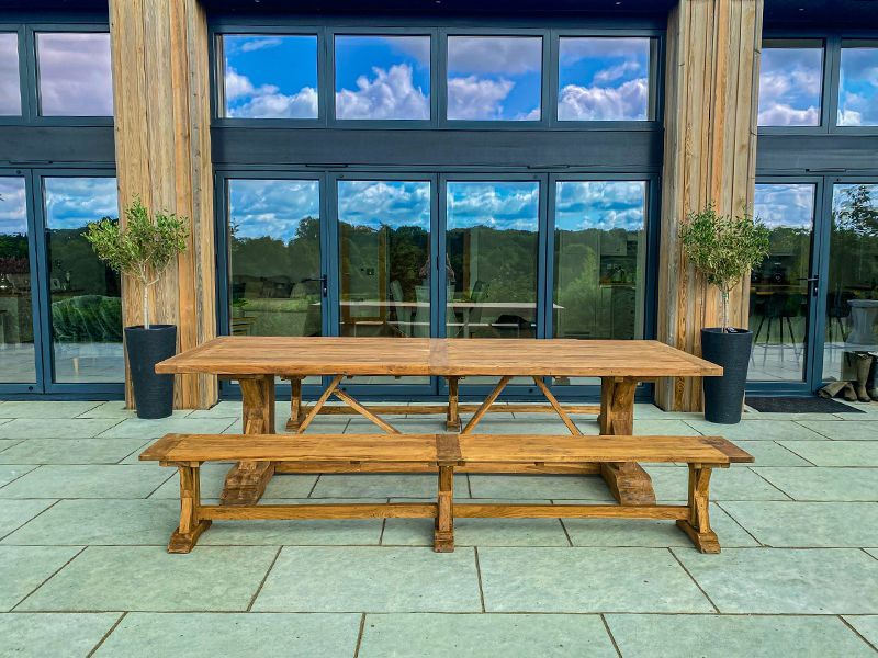 Valencia Dining Table 