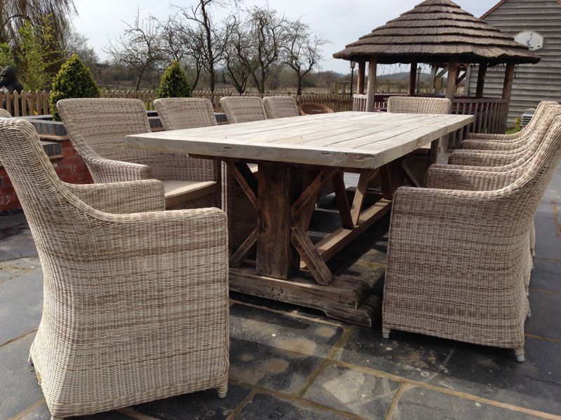 Valencia 10 Chair Dining Set 