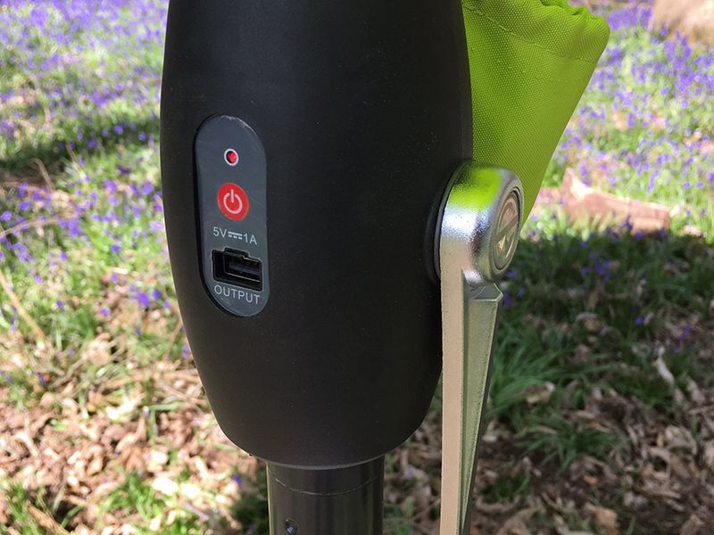 Verona Parasol with USB Charger & LED Lights 