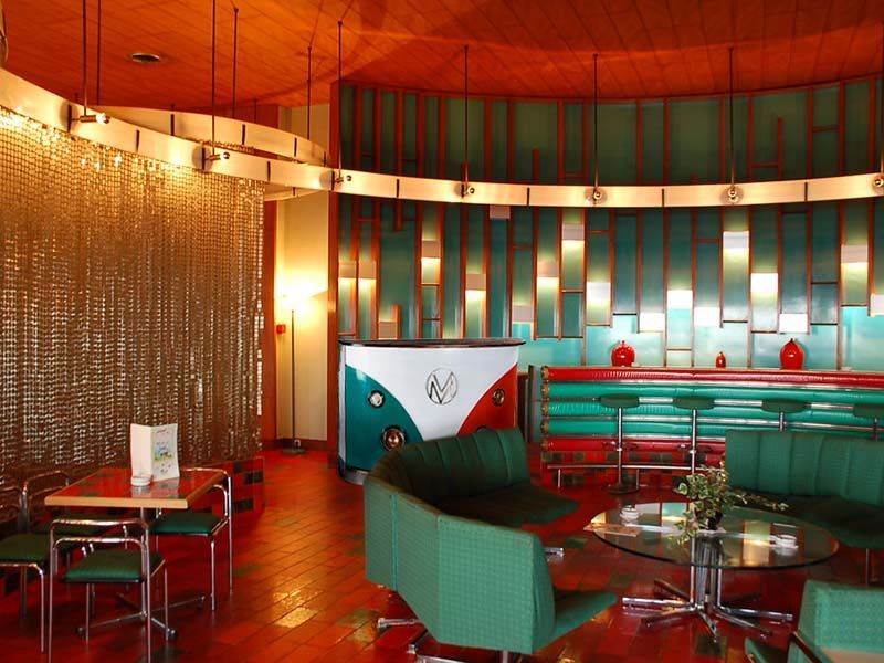 Retro VW Bus Bar | Blue and Red-Garden Furniture Centre-MidInstock,instock,MidRange,Information,National BBQ Week - Sizzling Hot Offers for you ...,Outdoor Furniture,Bars & Bar Sets,Upcycled Furniture-{collection_title}