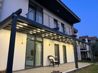 Luna Retractable Awning | 5M X 3.5M 