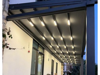 Luna Retractable Awning | 5M X 3.5M 