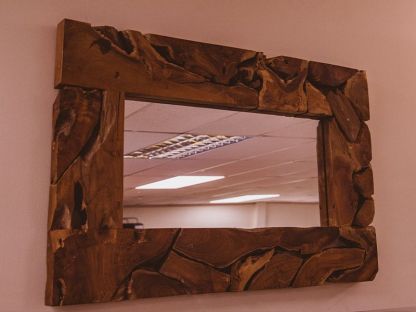 Xilon Mirror Frame