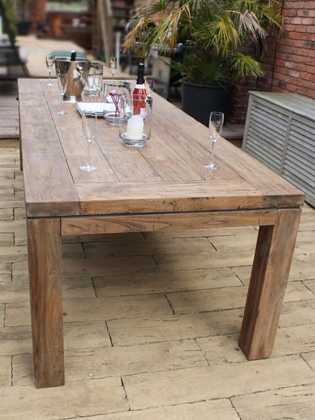 York 8 Chair Dining Set