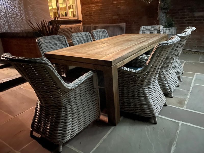 York 8 Chair Dining Set