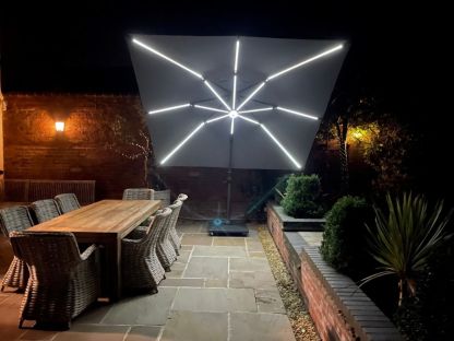 Royal 3M Square LED Parasol