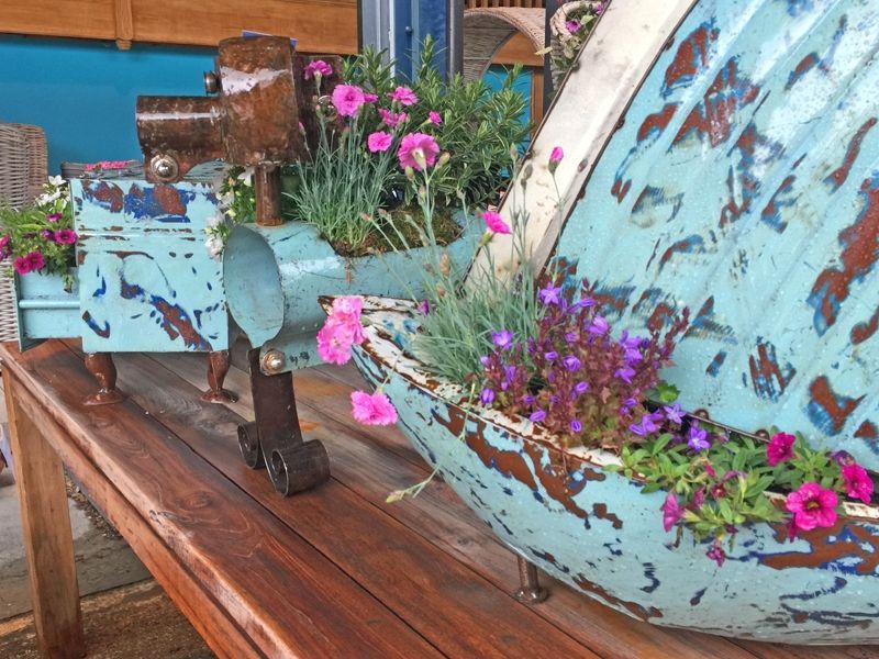 Yuki The Dog Triple Planter-Garden Furniture Centre-48Hour Dispatch,LowRange,Under 100,Ornaments,Accessories,Ranges,Animal Garden Ornaments,Think Outside Range,Metal Garden Ornaments,Garden Planters,Think Outside Range Ranges,Ornaments Accessories-{collection_title}