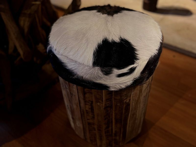 Wholesale Goat Stool