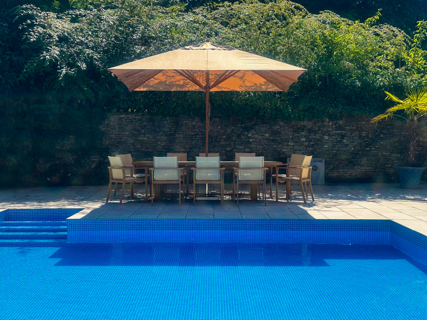 Wholesale Bamboo 3.5m X 2.5m Rec Parasol Beige 